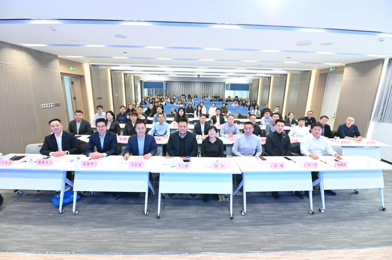 產(chǎn)教融合 賦能MBA學(xué)生職業(yè)發(fā)展|北京工商大學(xué)商學(xué)院MBA產(chǎn)教融合與職業(yè)發(fā)展論壇暨校外導(dǎo)師見面會順利舉辦