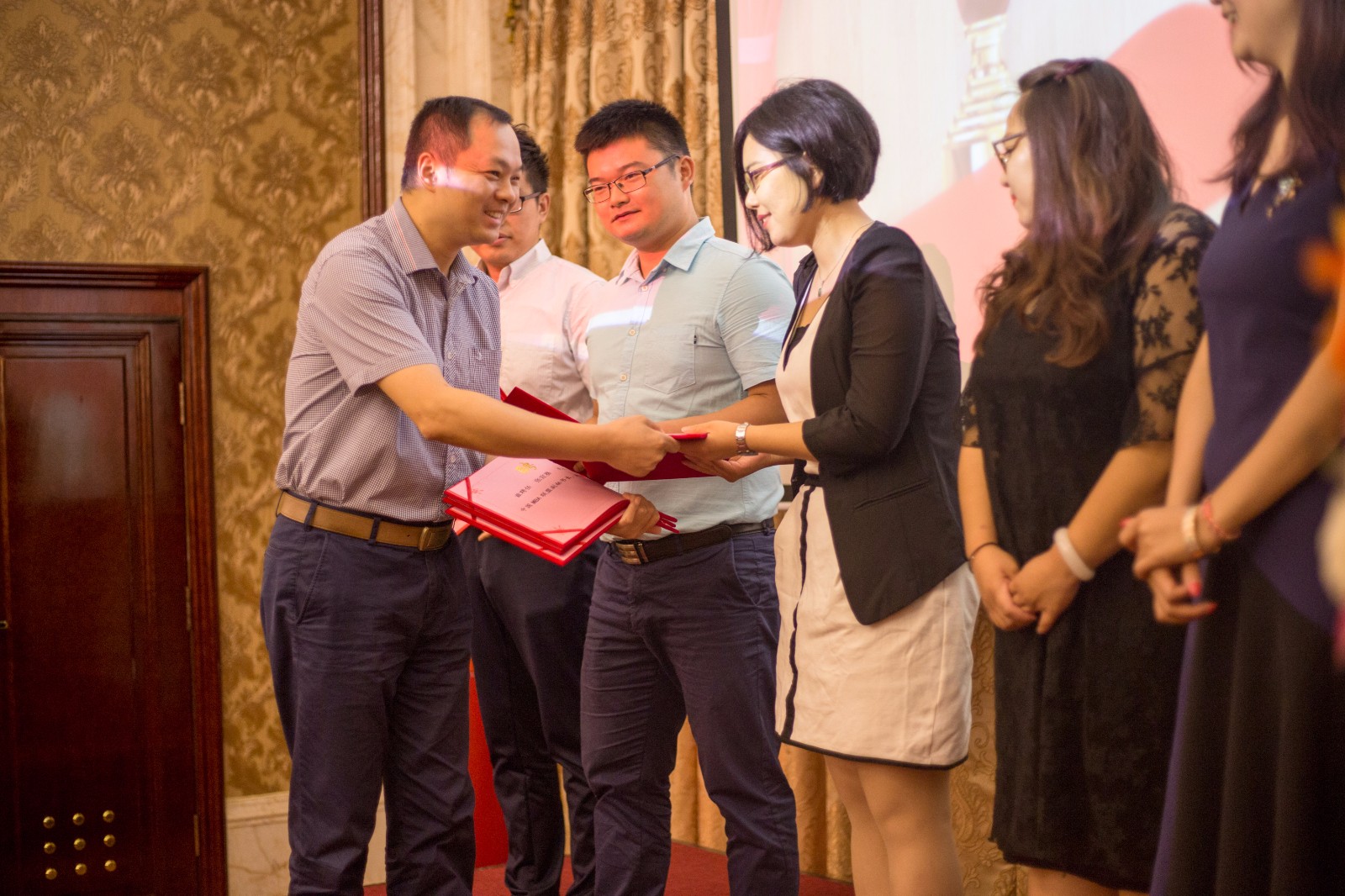 1502180965340027.jpg 1502180965340027.jpg