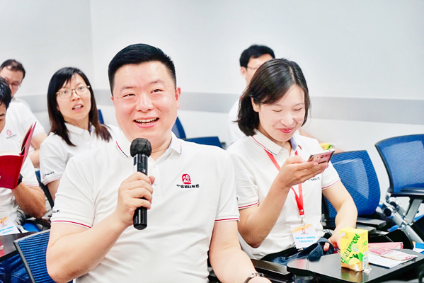 1558351382630639.jpg MBA.edu-9.jpg