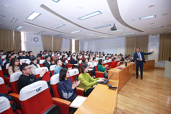 1572783531691478.jpg 8F6A1704.jpg